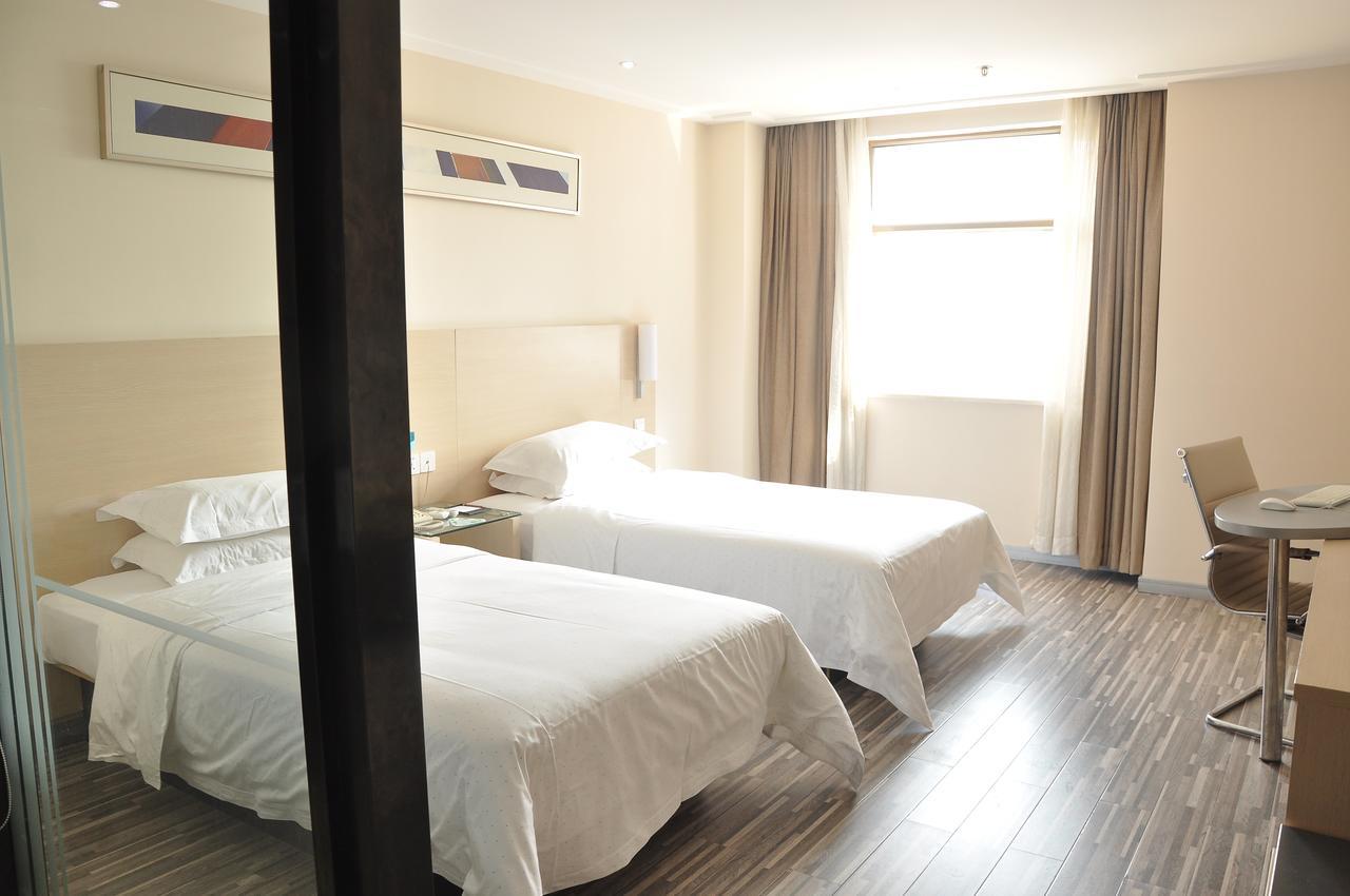 City Comfort Inn Wuhan Caidian Square Экстерьер фото