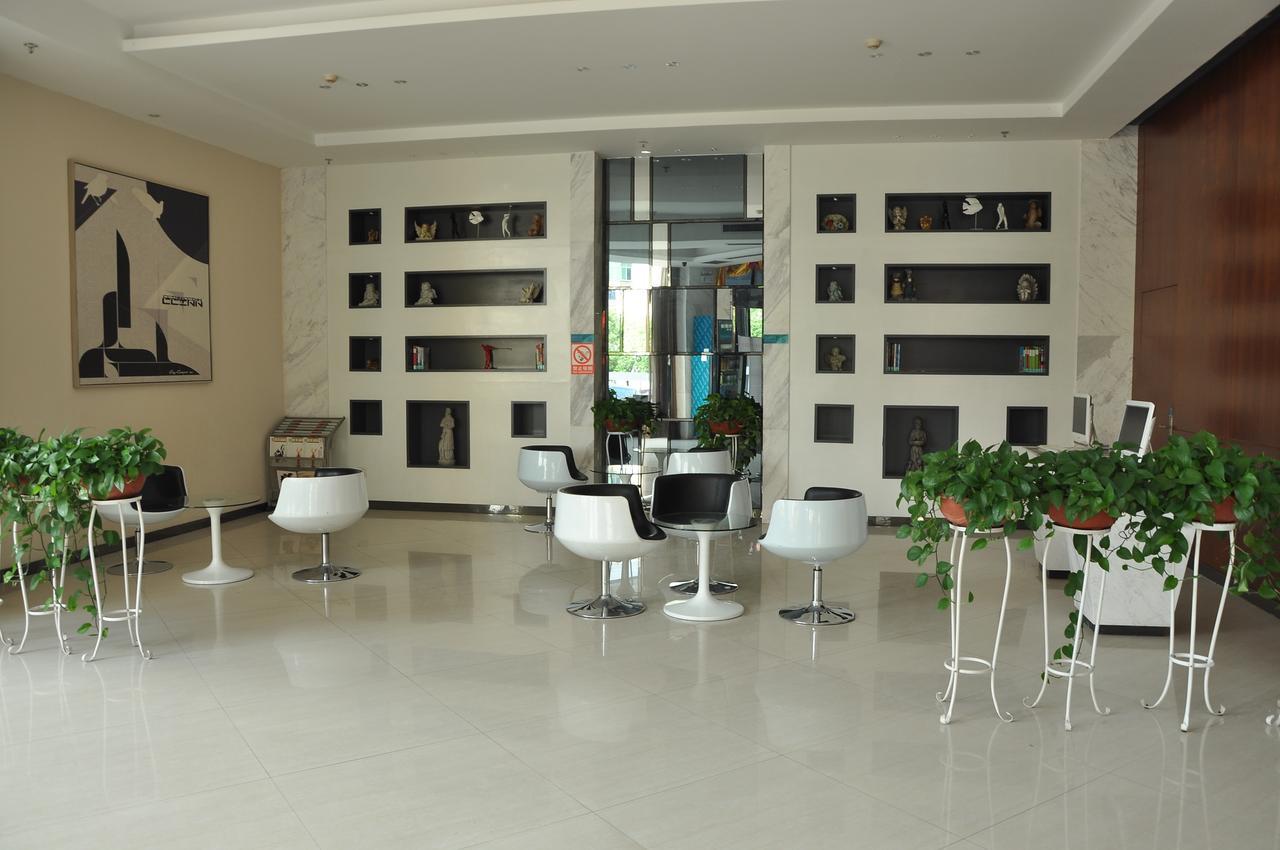 City Comfort Inn Wuhan Caidian Square Экстерьер фото