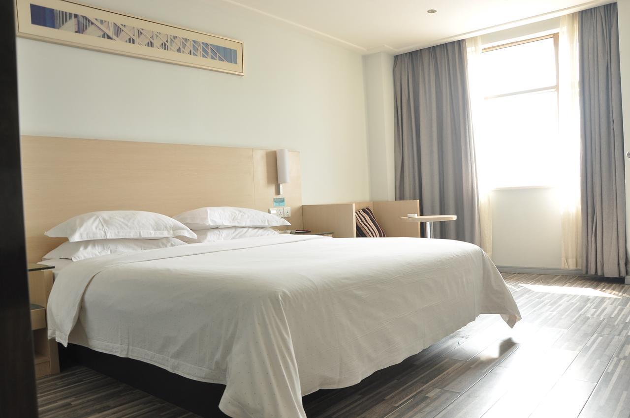 City Comfort Inn Wuhan Caidian Square Экстерьер фото