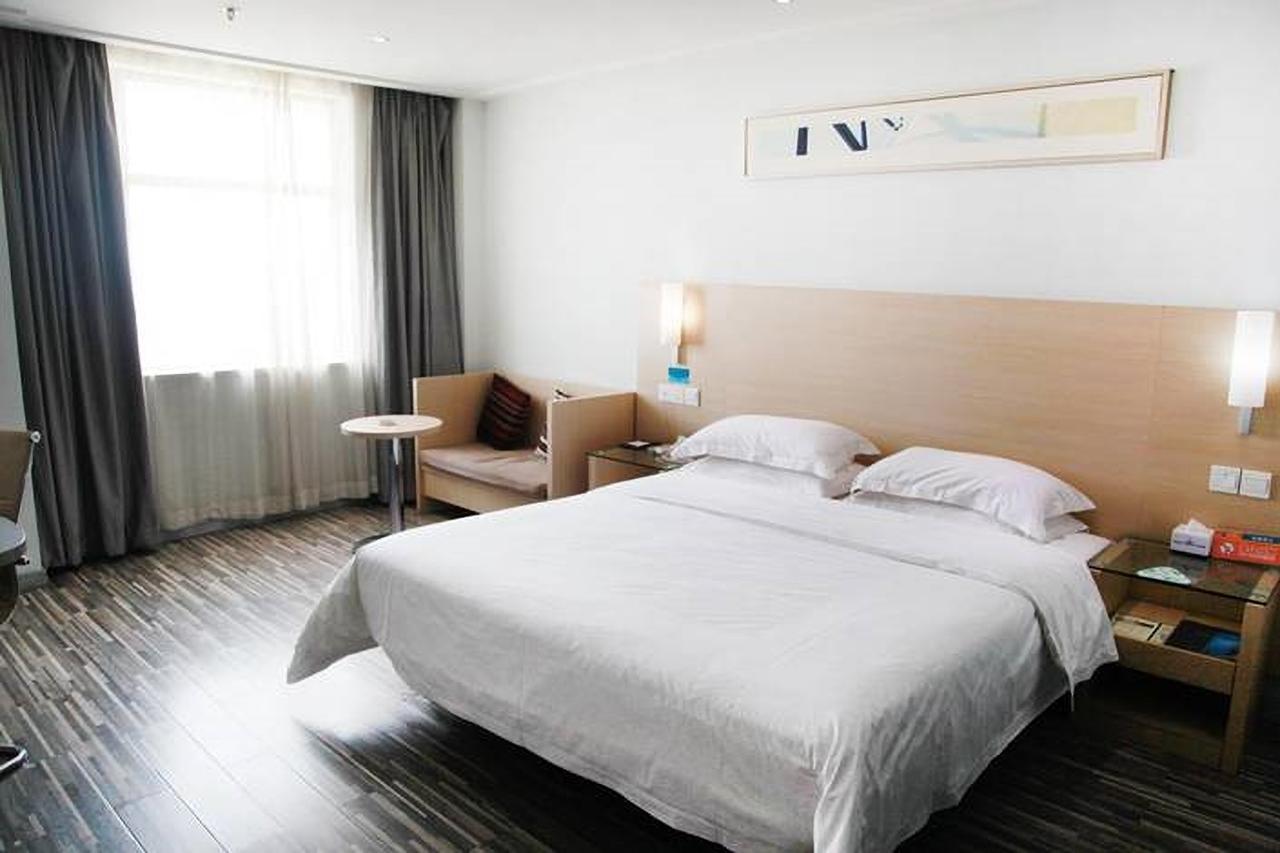 City Comfort Inn Wuhan Caidian Square Экстерьер фото
